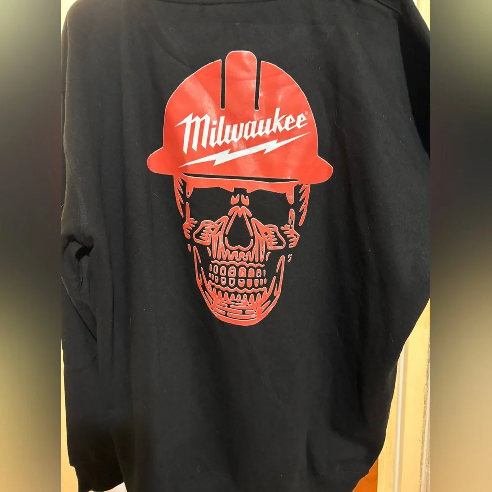NWT Milwaukee black and red skull hoodie size XL - Picture 1 of 6